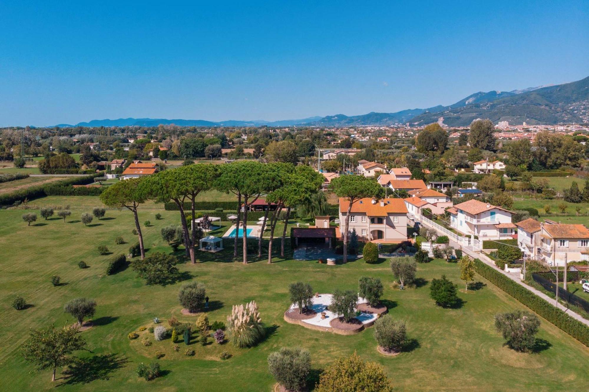 La Campagnola Bed & Breakfast Пиетрасанта Екстериор снимка