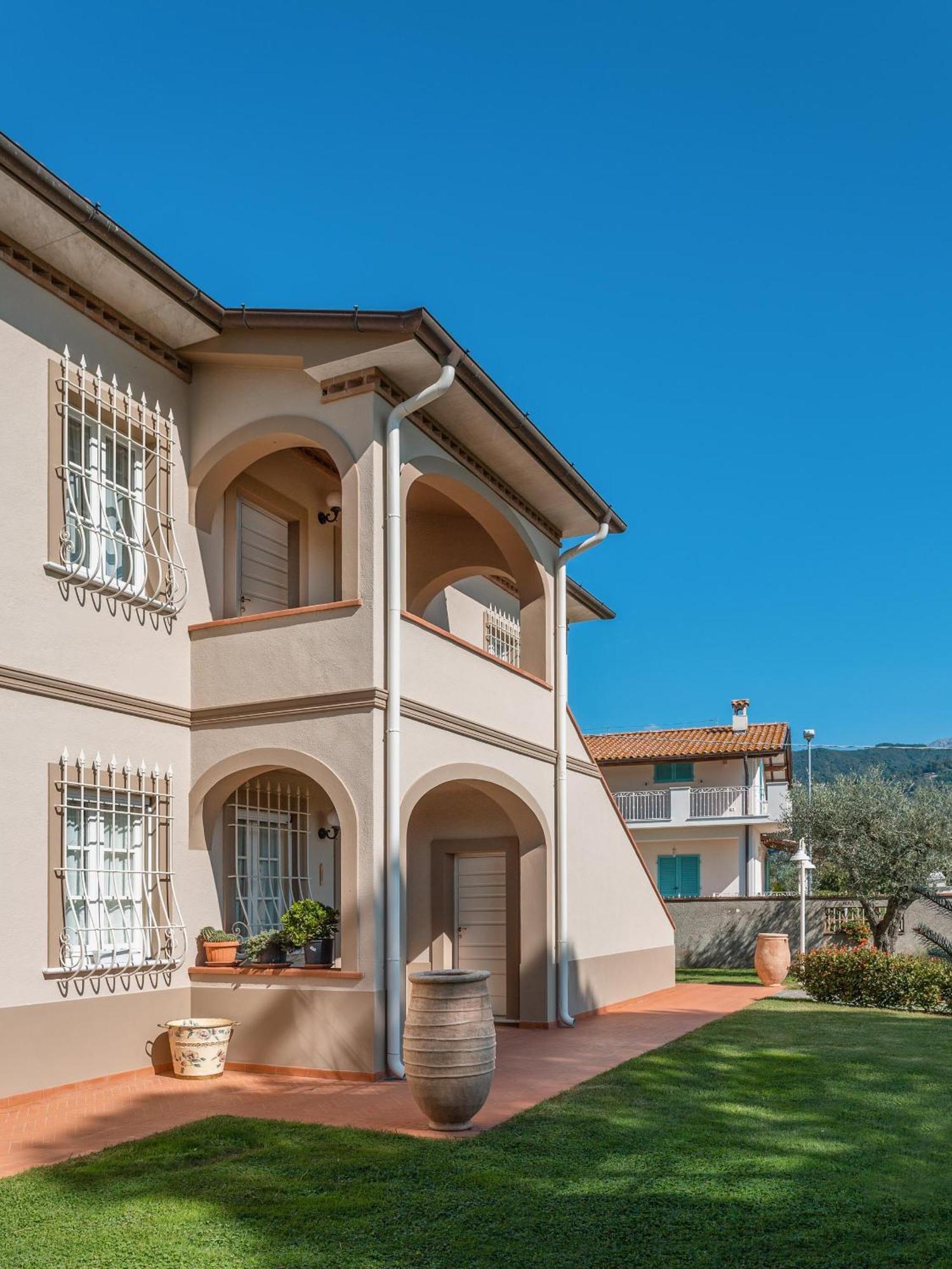 La Campagnola Bed & Breakfast Пиетрасанта Екстериор снимка